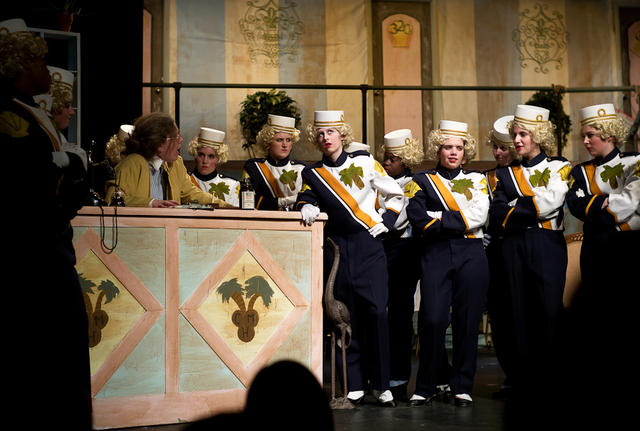 Cocoanuts-Olgchs-632.jpg
